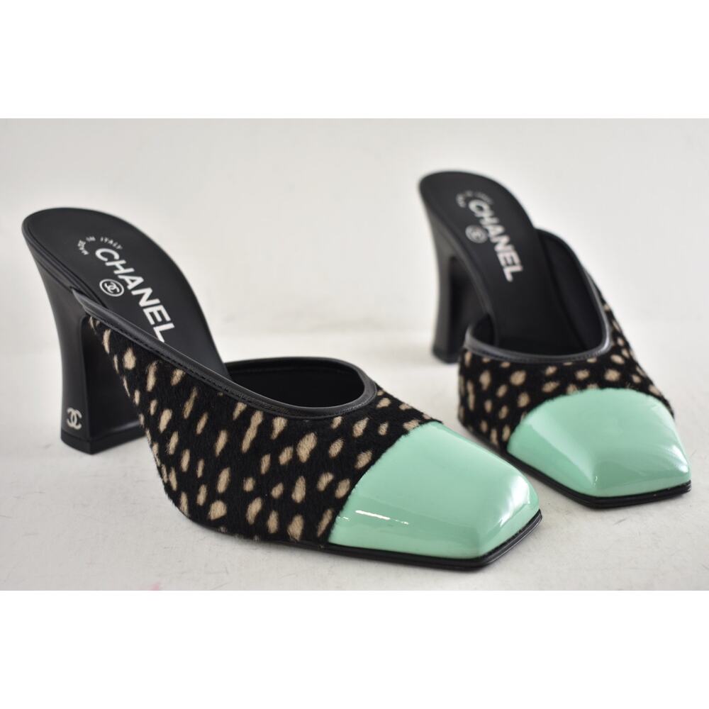 Chanel 26S Blazy Black White Pony Fur Green Square Toe Block Heel Pump Mule 38 - Picture 4 of 16
